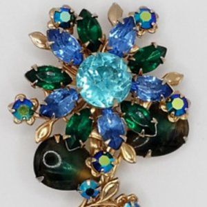 Vintage Unsigned BeauJewels Blue Green AB Rhinestones Gold Tone Flower Brooch